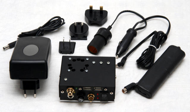 5 Voltos tápegység (2 USB, 1 RCA, 3*1A), akkumulátortöltő kétcellás Li-Ion akkuk részére No: 53.